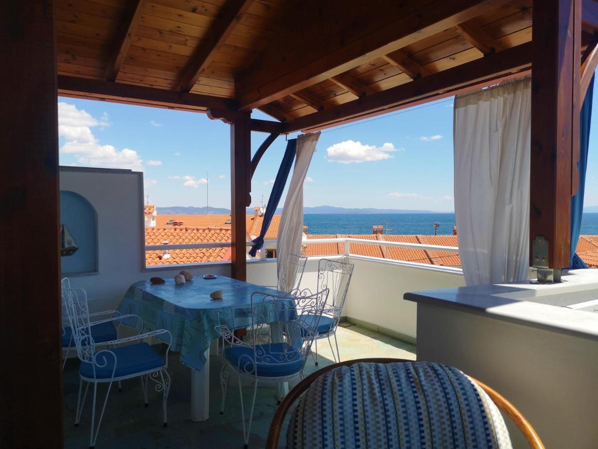 Haus Niko Apartments And Suites Néa Potídea Kültér fotó