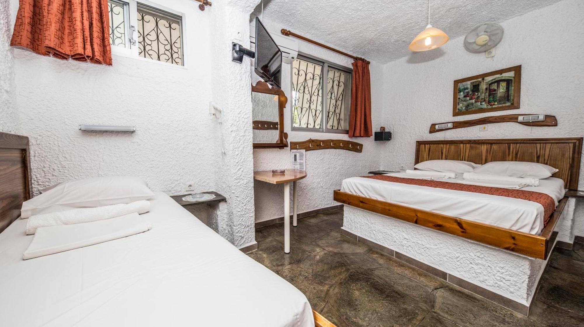 Haus Niko Apartments And Suites Néa Potídea Szoba fotó
