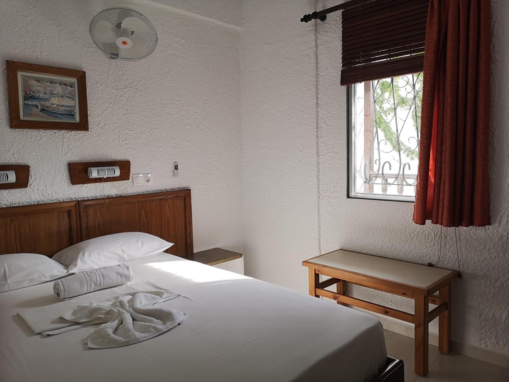 Haus Niko Apartments And Suites Néa Potídea Szoba fotó