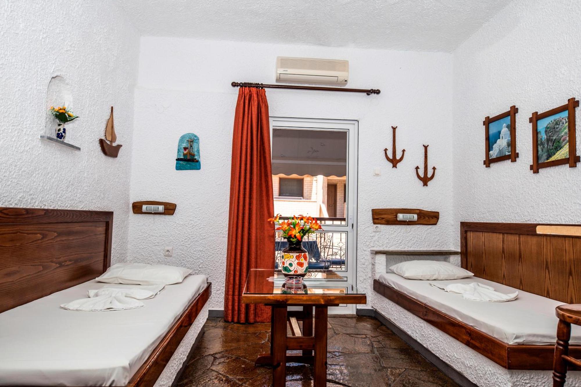 Haus Niko Apartments And Suites Néa Potídea Szoba fotó